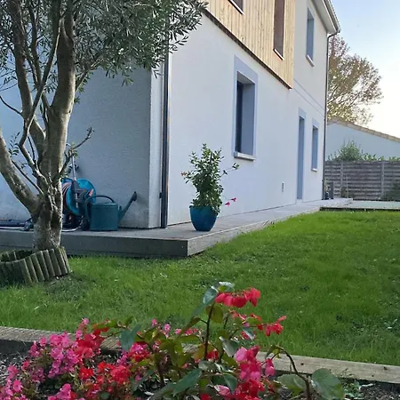 Family Near Bordeaux Feriehus