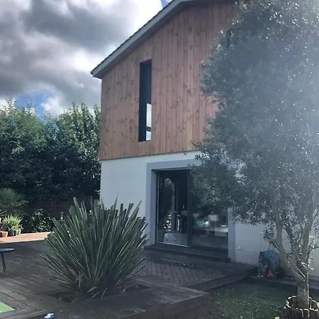 Family Near Bordeaux Floirac (Gironde)